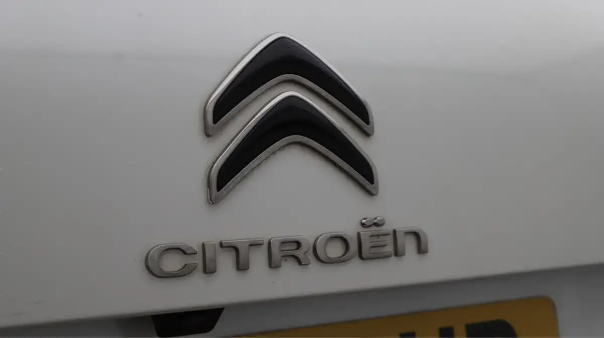 2022-citroen-c5-aircross-16-puretech-shine-plus-5d-big-22