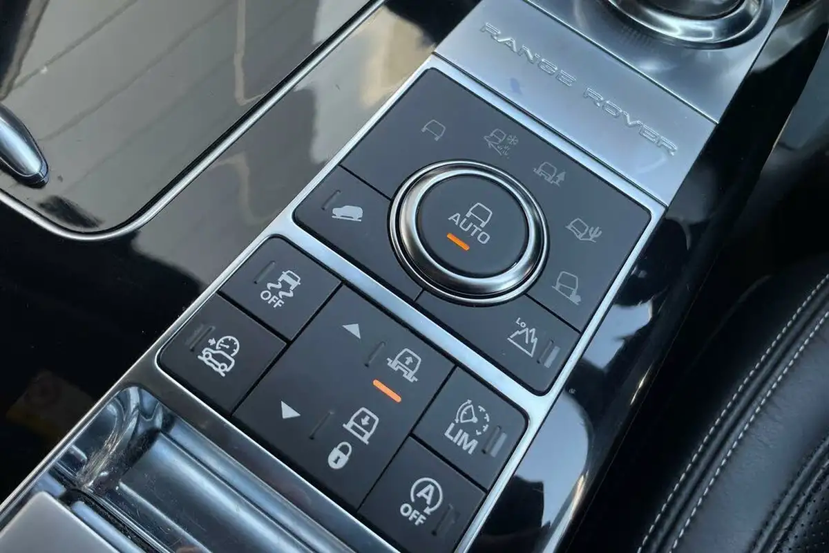 2018-land-rover-range-rover-44-sdv8-autobiography-4wd-ss-big-53