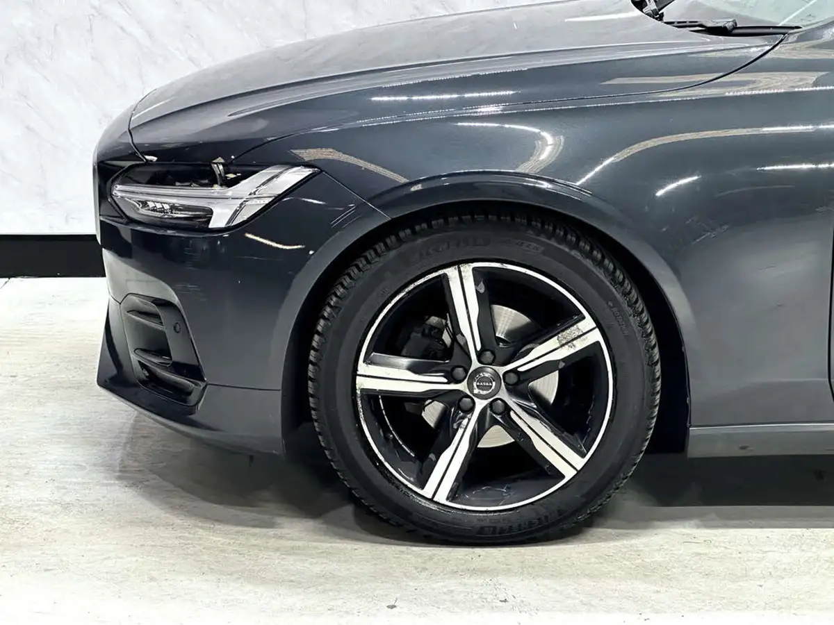 2018-volvo-v90-20td-d4-r-design-big-51