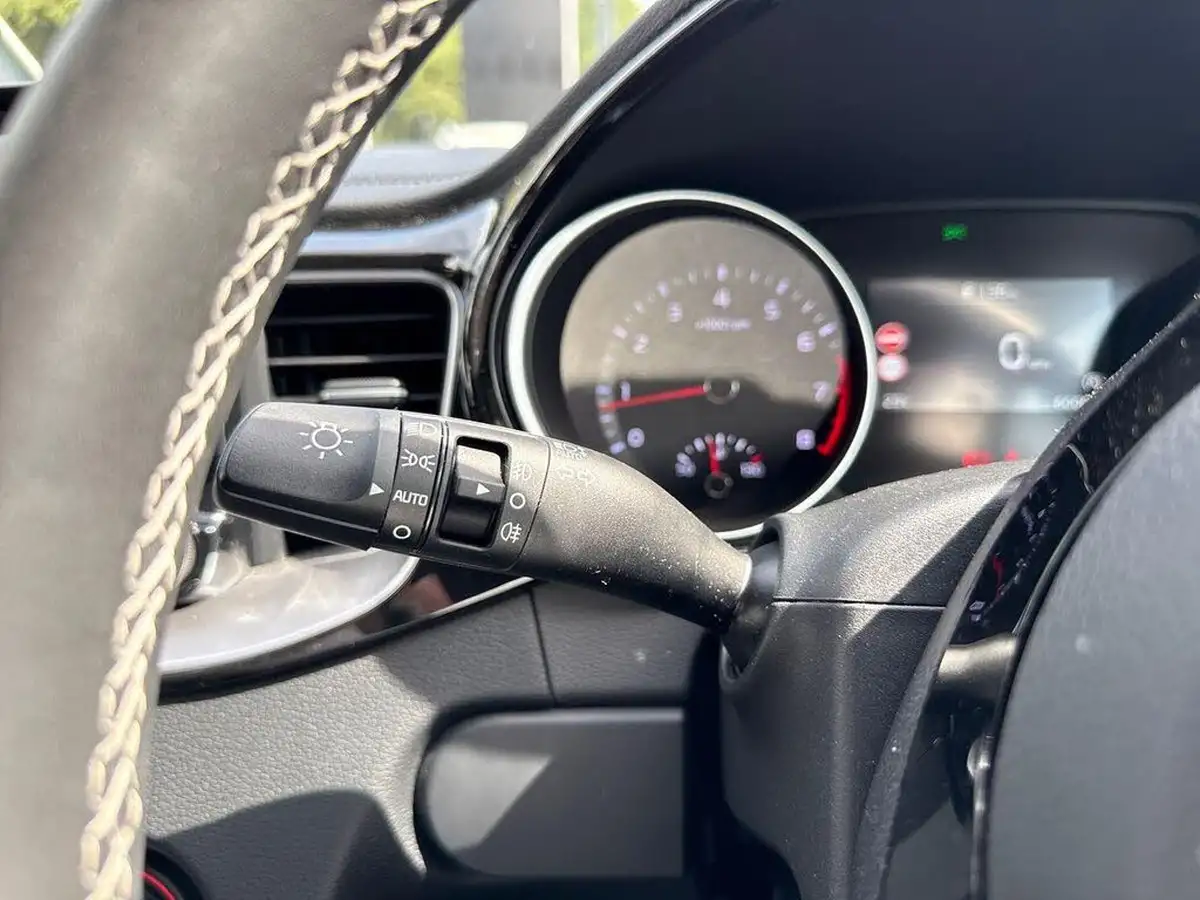 2024-kia-ceed-15-t-gdi-gt-line-138bhp-big-33