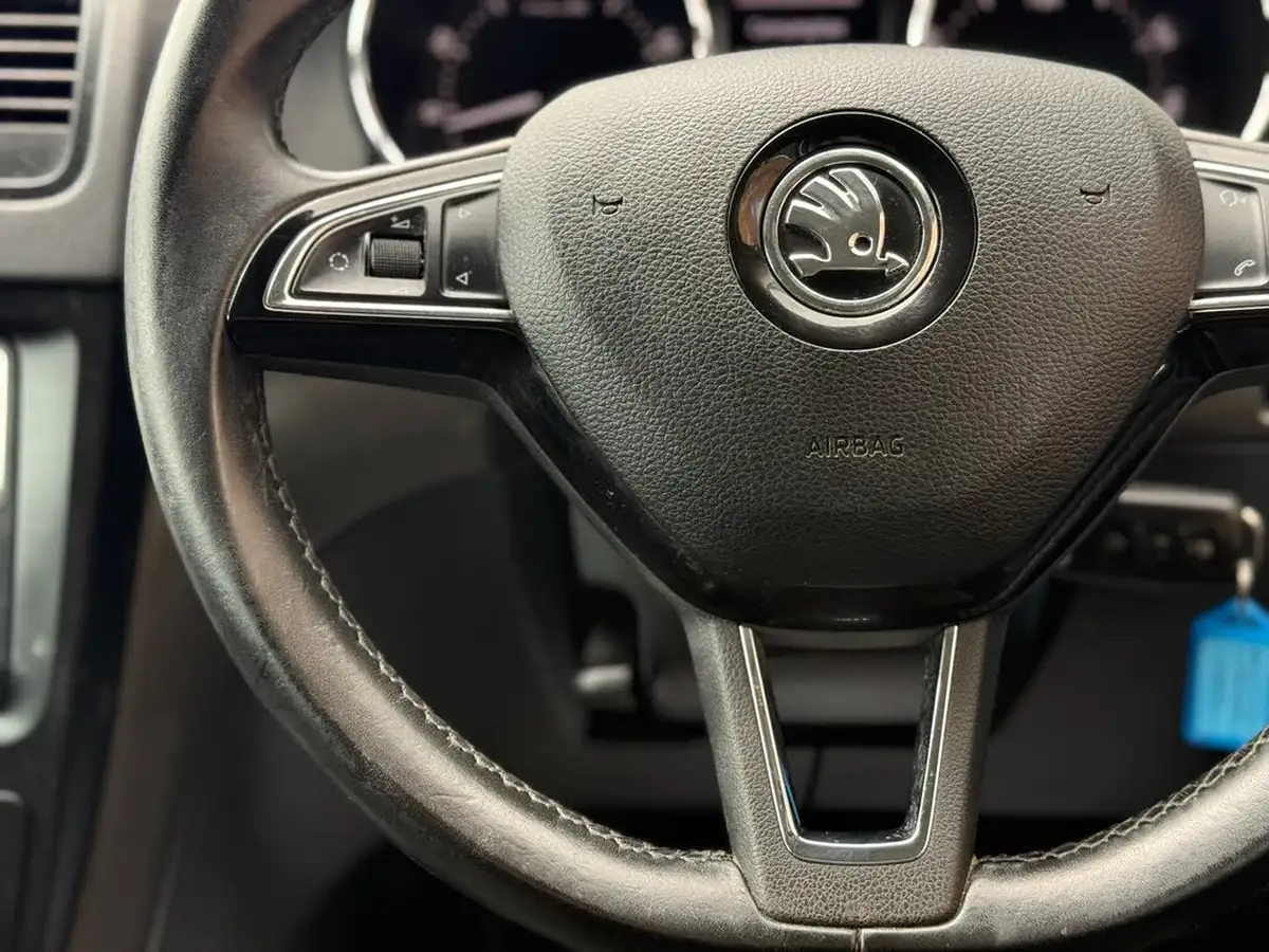 2017-skoda-yeti-outdoor-12-tsi-se-drive-dsg-big-16