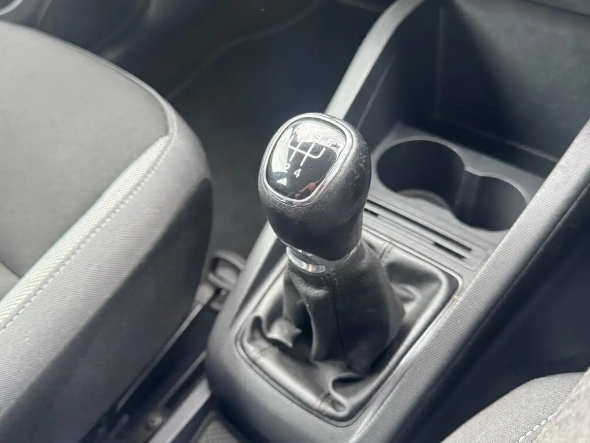 2016-skoda-fabia-12-tsi-se-90ps-hatchback-big-41