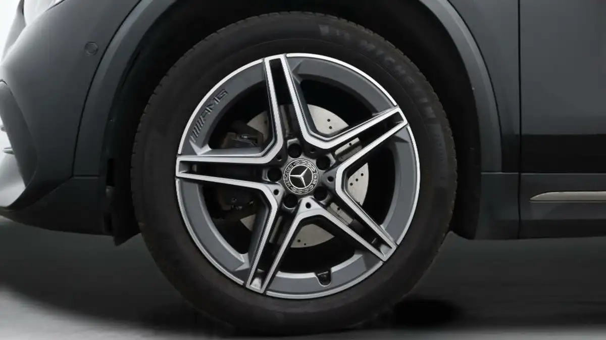 2021-mercedes-benz-gla-class-13-gla-180-amg-line-premium-1332cc-big-18