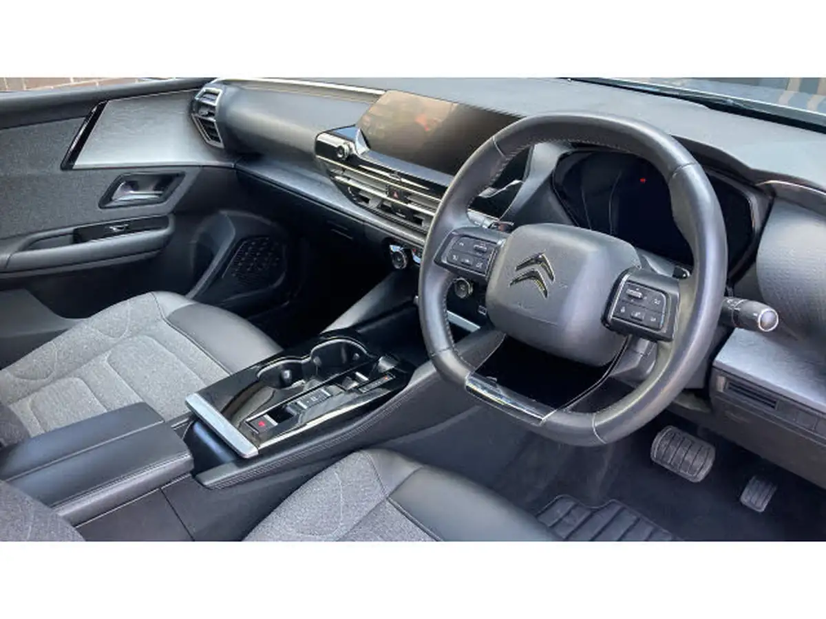 2023-citroen-c5-x-12-puretech-sense-plus-big-11
