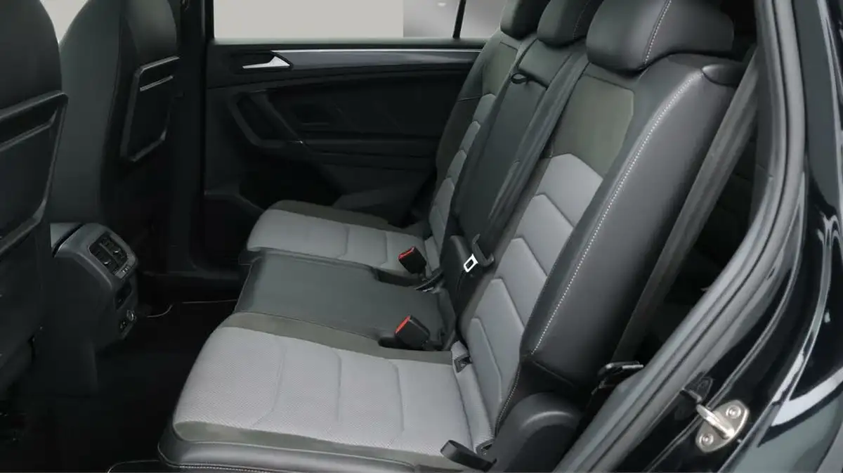 2020-volkswagen-tiguan-allspace-15-tsi-r-line-tech-big-16