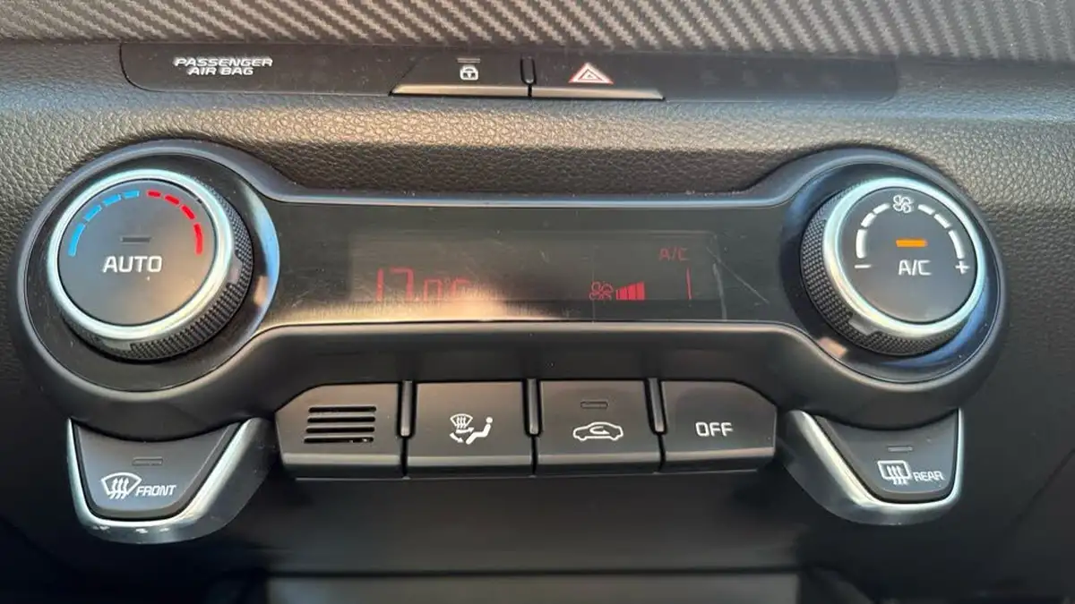 2022-kia-rio-10-t-gdi-gt-line-s-big-40