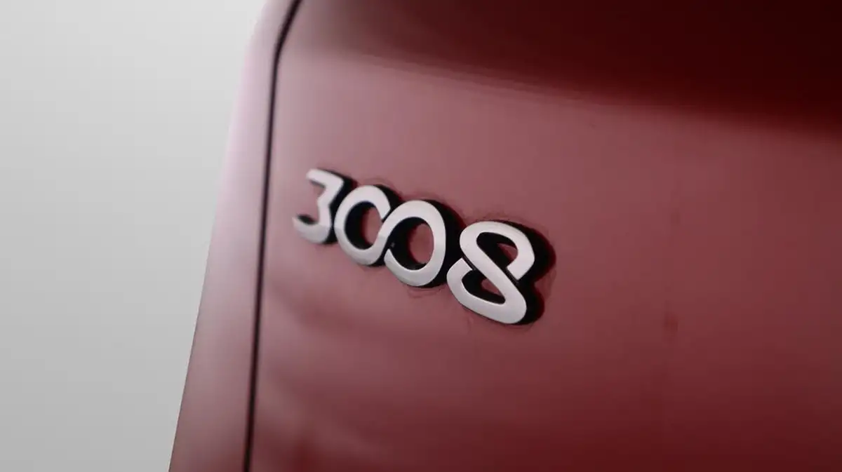 2017-peugeot-3008-suv-12-puretech-gt-line-suv-big-21