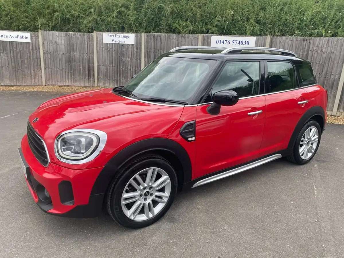 2020-mini-countryman-15-cooper-exclusive-auto-big-0