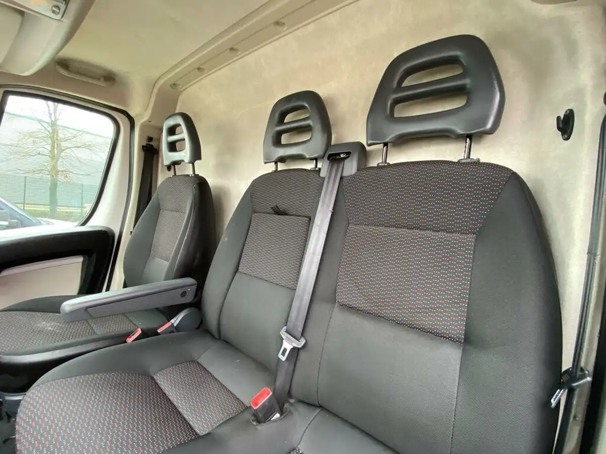 2019-citroen-relay-20bluehdi-35-l2h2-big-42