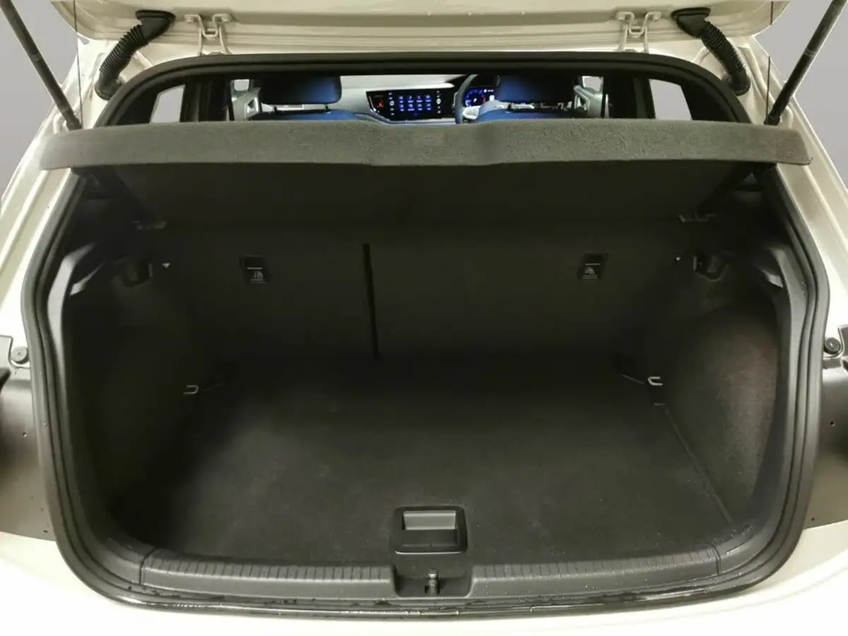 2022-volkswagen-polo-10-tsi-r-line-95ps-dsg-big-43