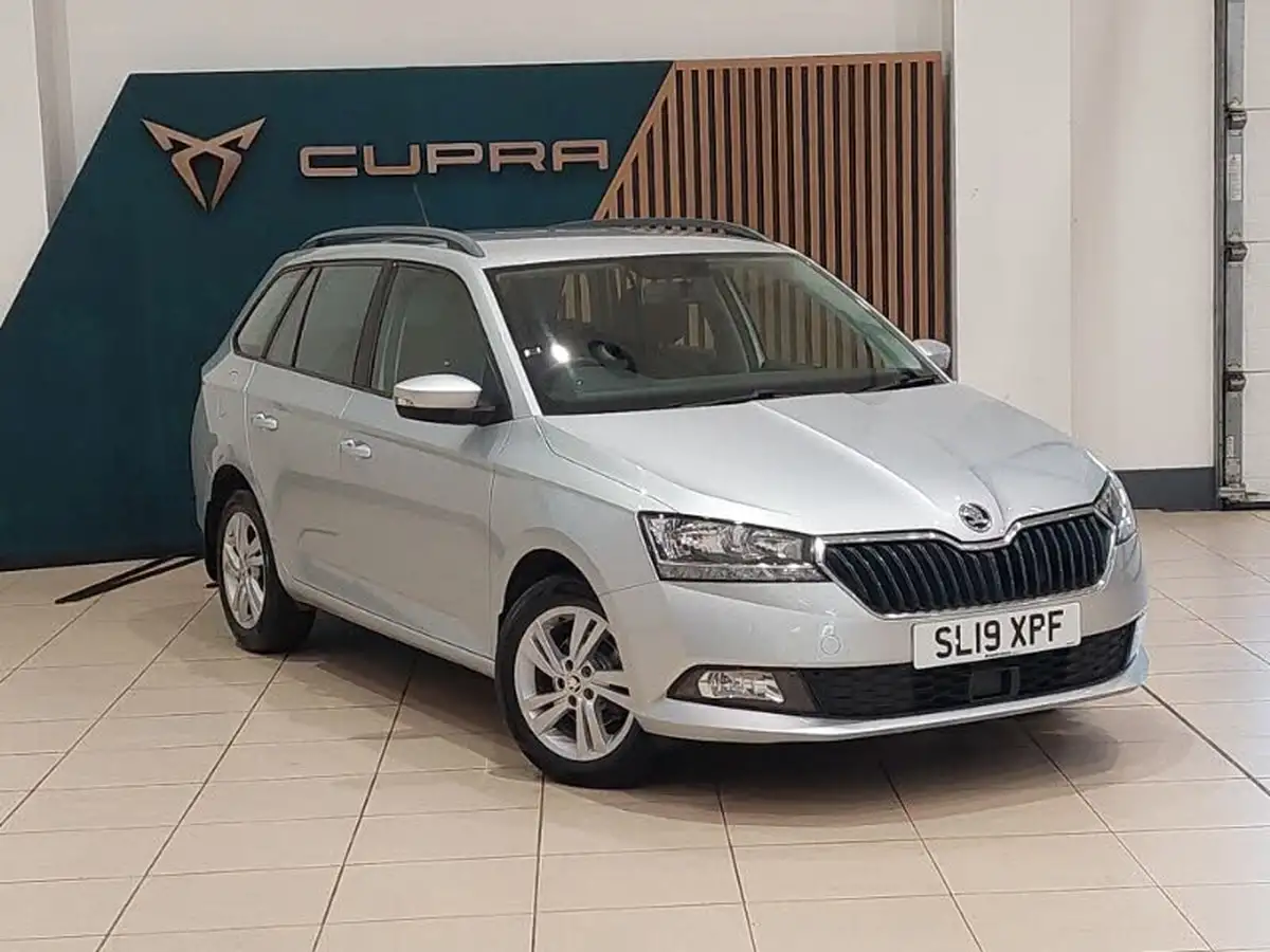 2019-skoda-fabia-10-tsi-se-95ps-estate-big-0