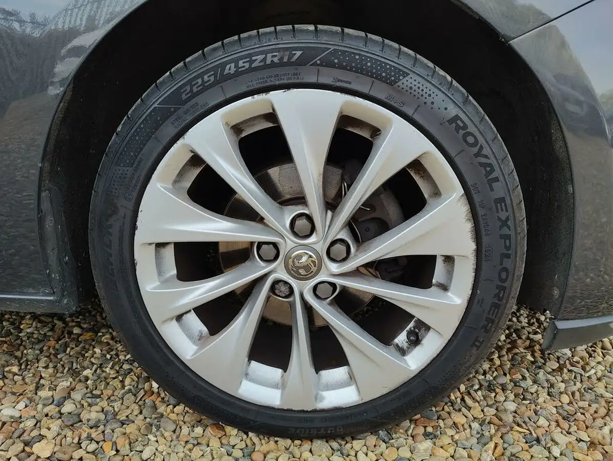 2015-vauxhall-astra-14i-16v-turbo-energy-big-27