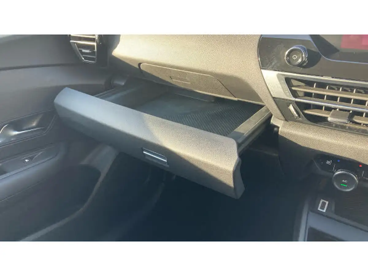 2023-citroen-c4-12-puretech-c-series-edition-big-34