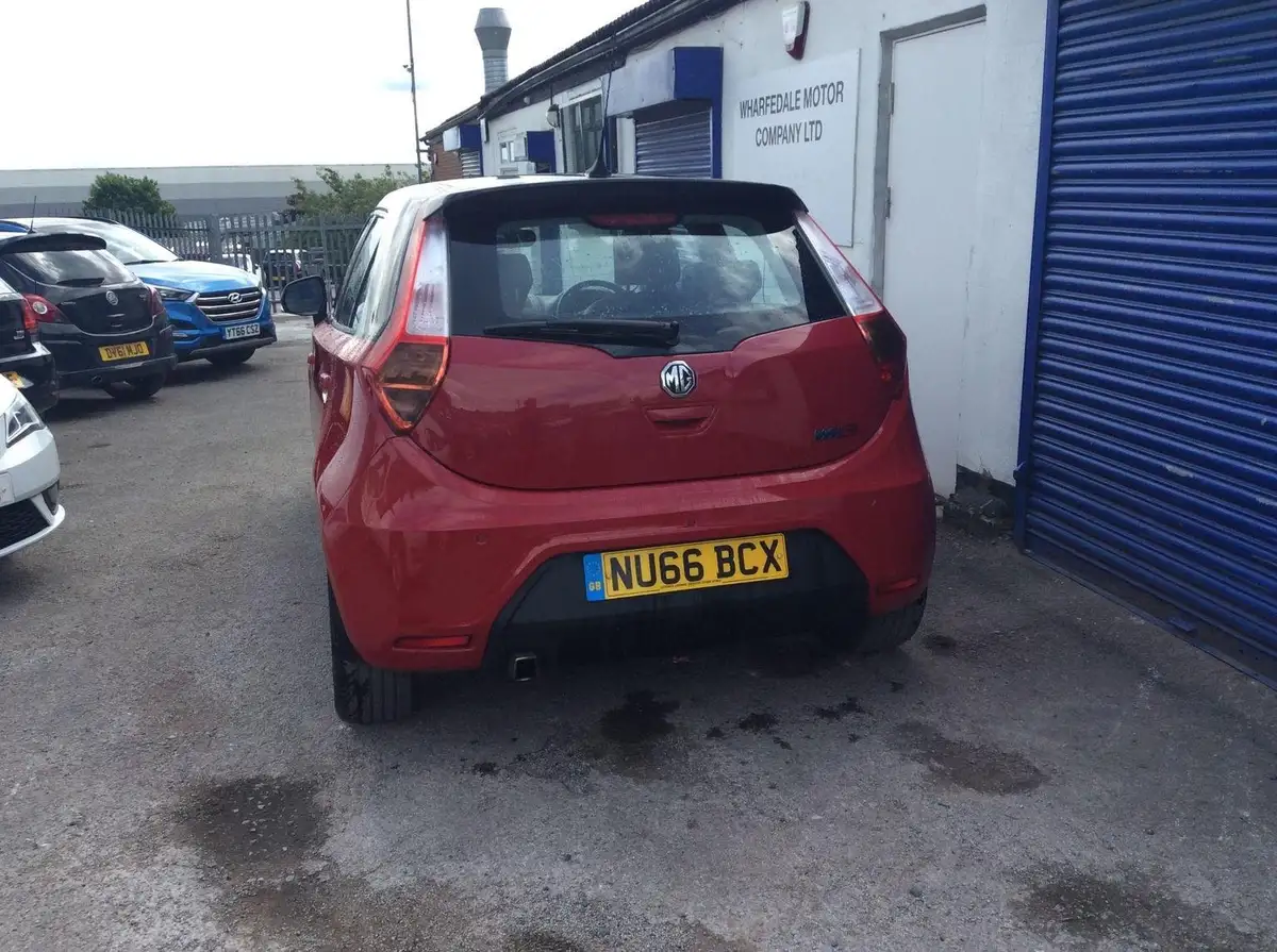 2016-mg-mg3-15-vti-tech-3style-ss-big-4