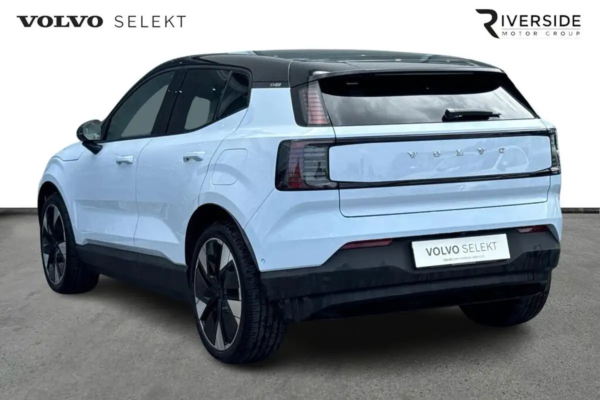 2024-volvo-ex30-e-twin-ultra-big-2