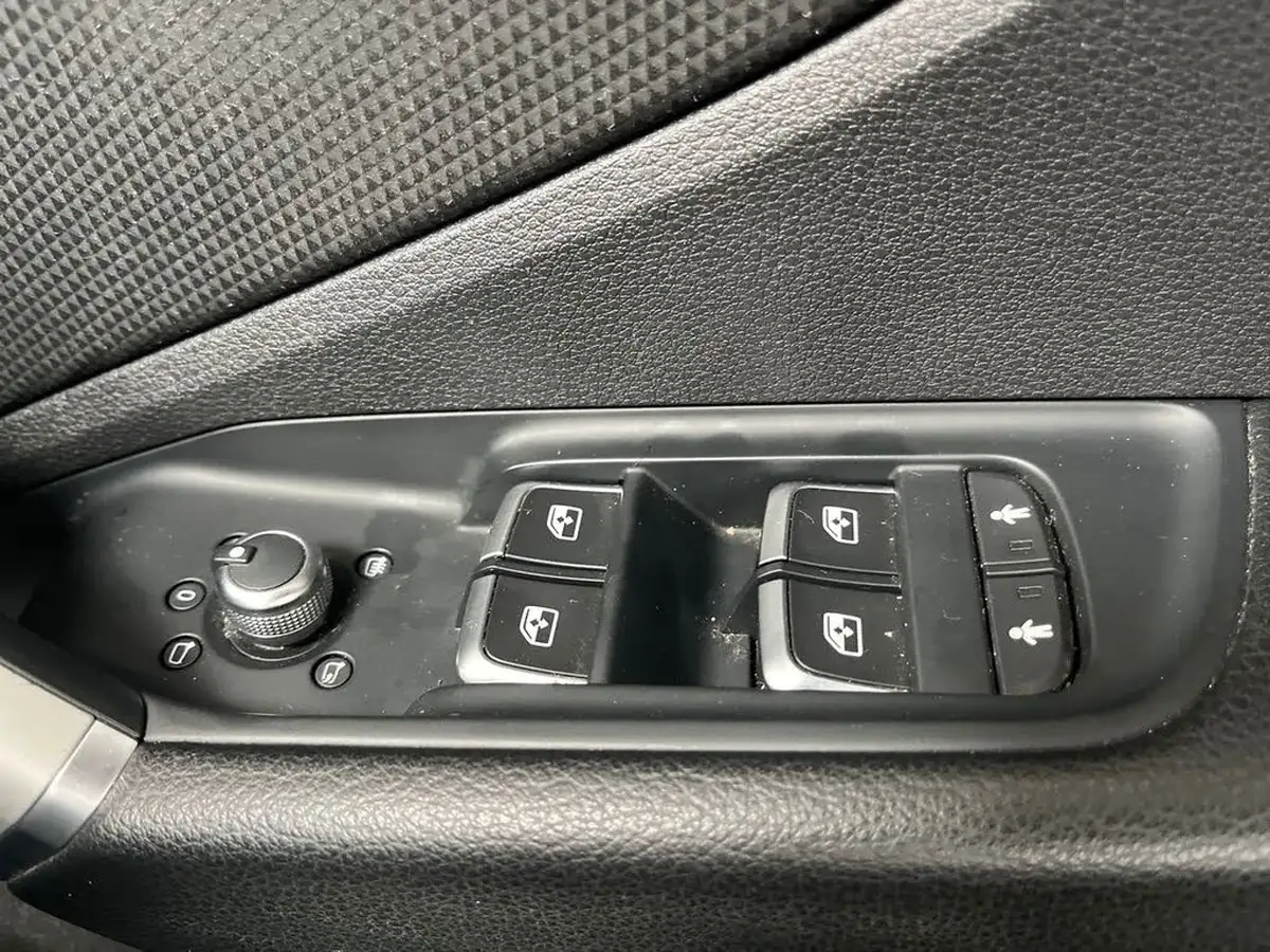 2021-audi-q2-15-35-tfsi-sport-s-tronic-big-20