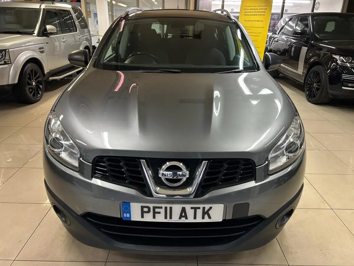 2011-nissan-qashqai2-15td-n-tec-big-2