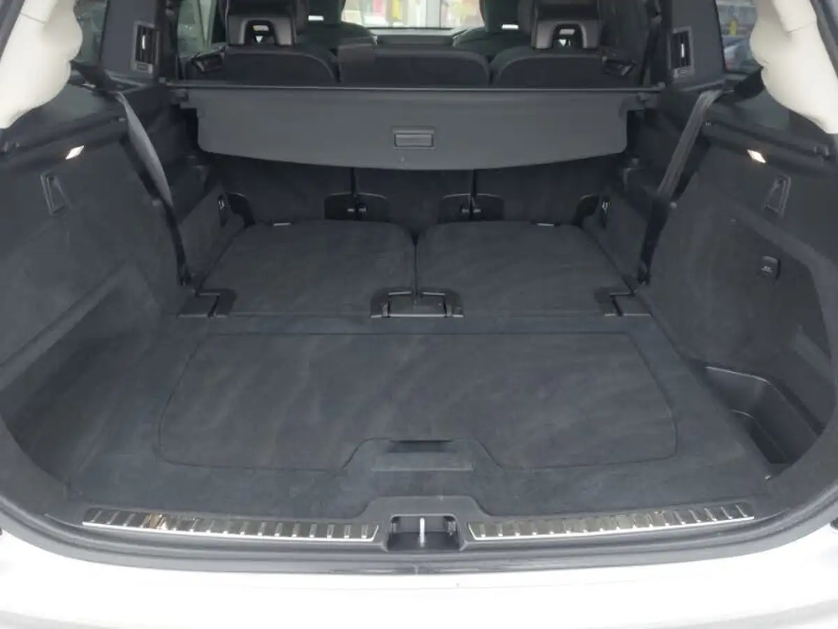 2024-volvo-xc90-20-b5-plus-big-7