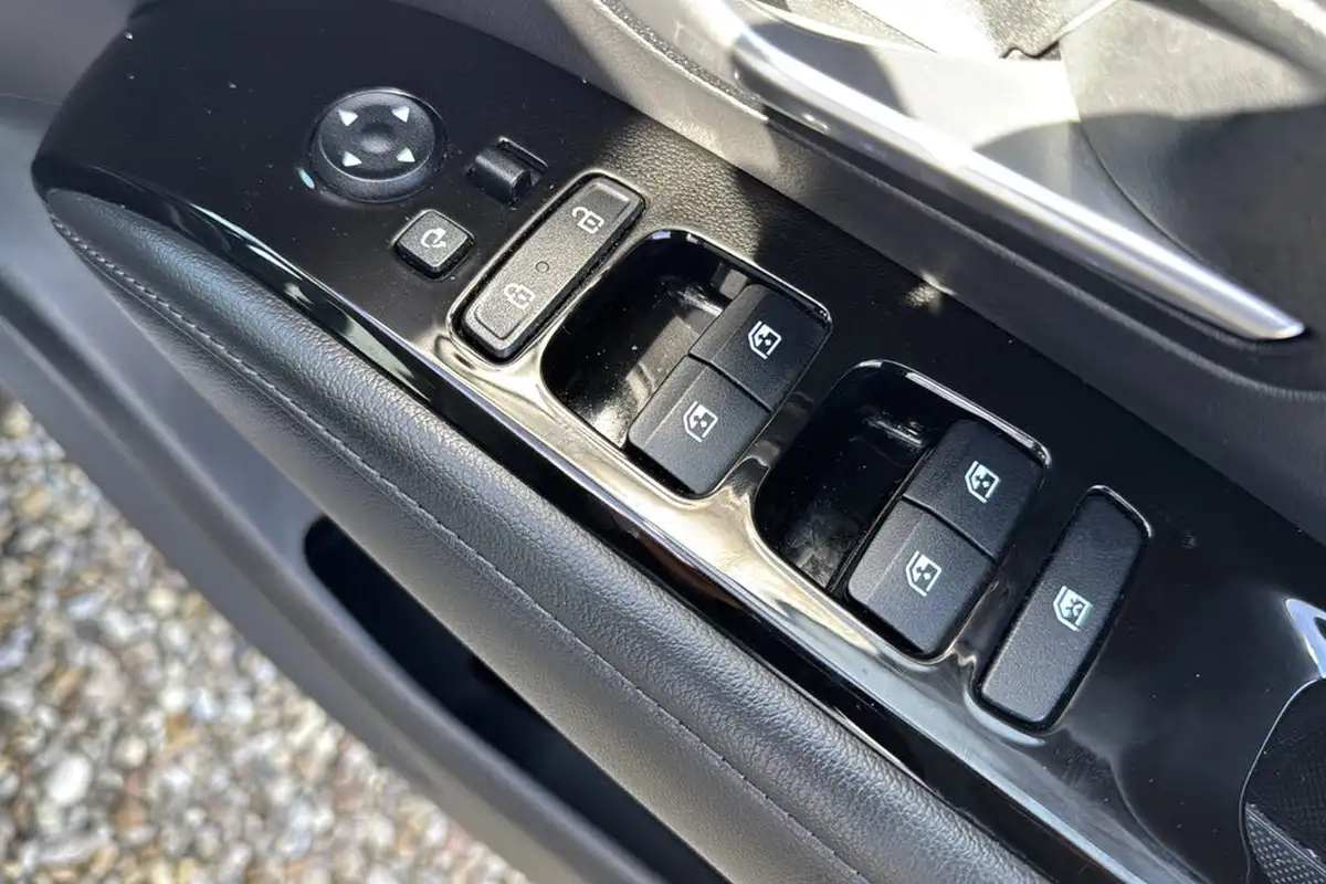 2021-hyundai-tucson-16-t-gdi-ultimate-230ps-hybrid-auto-big-26