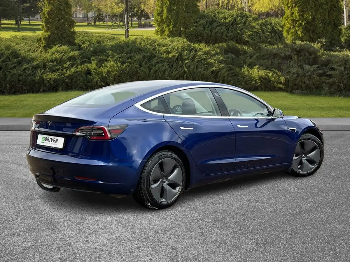 2020-tesla-model-3-e-standard-plus-big-6
