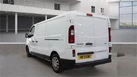 2021-renault-trafic-20dci-ll30-energy-120-business-panel-small-9