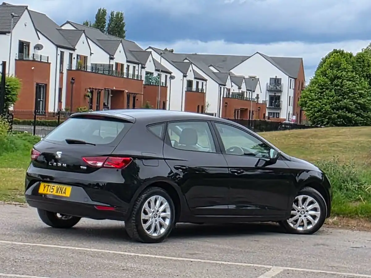 2015-seat-leon-16tdi-se-tech-pack-cr-105ps-hatchback-5d-big-6