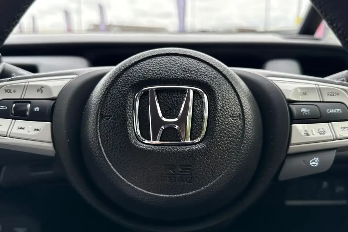 2024-honda-jazz-15-i-mmd-crosstar-advance-big-30