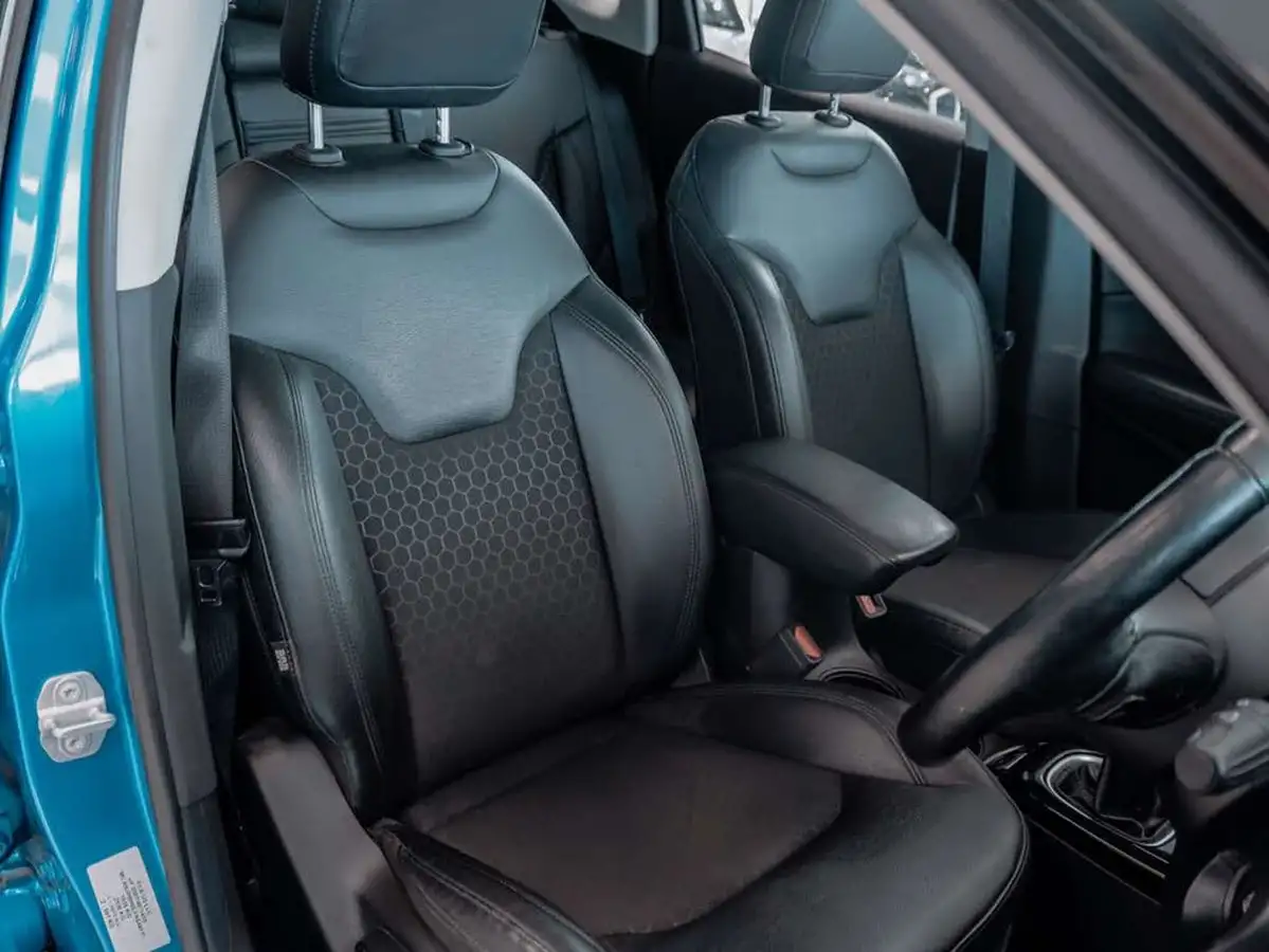 2021-jeep-compass-14-multiair-ii-night-eagle-big-10