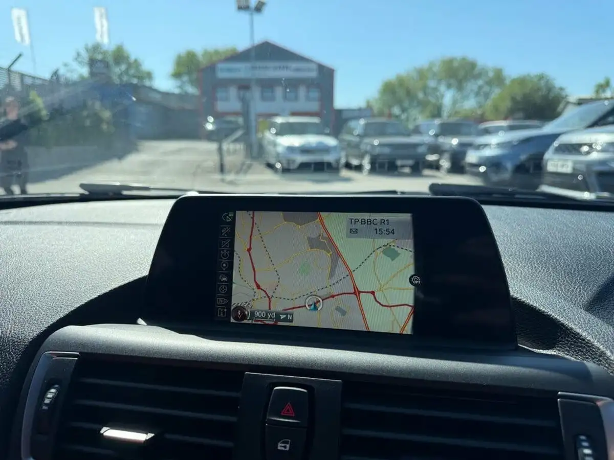 2016-bmw-1-series-30-m140i-5d-2979cc-big-26