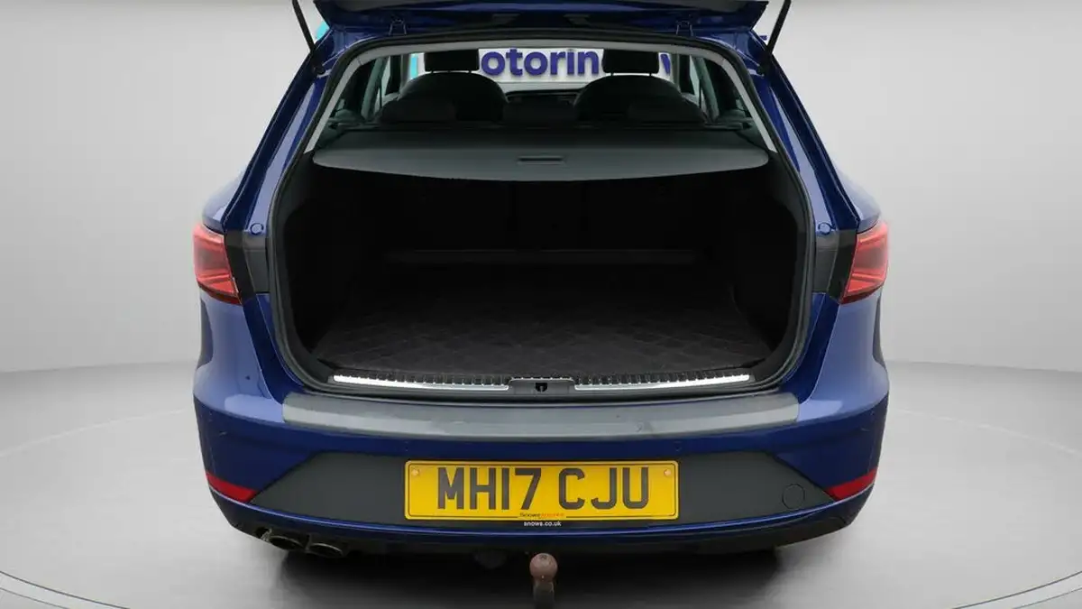 2017-seat-leon-14-ecotsi-fr-technology-estate-5d-dsg-big-17