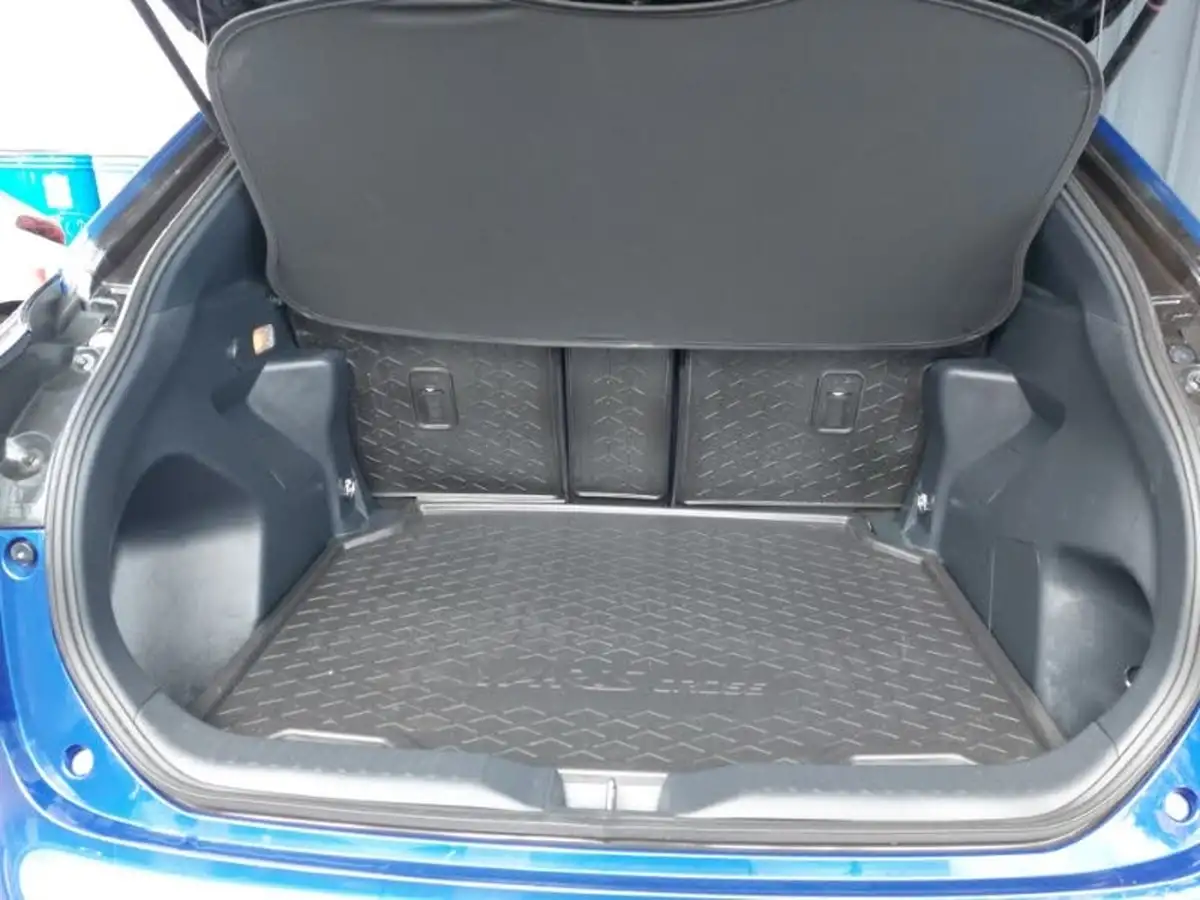 2022-toyota-yaris-cross-15-vvt-i-dynamic-big-7
