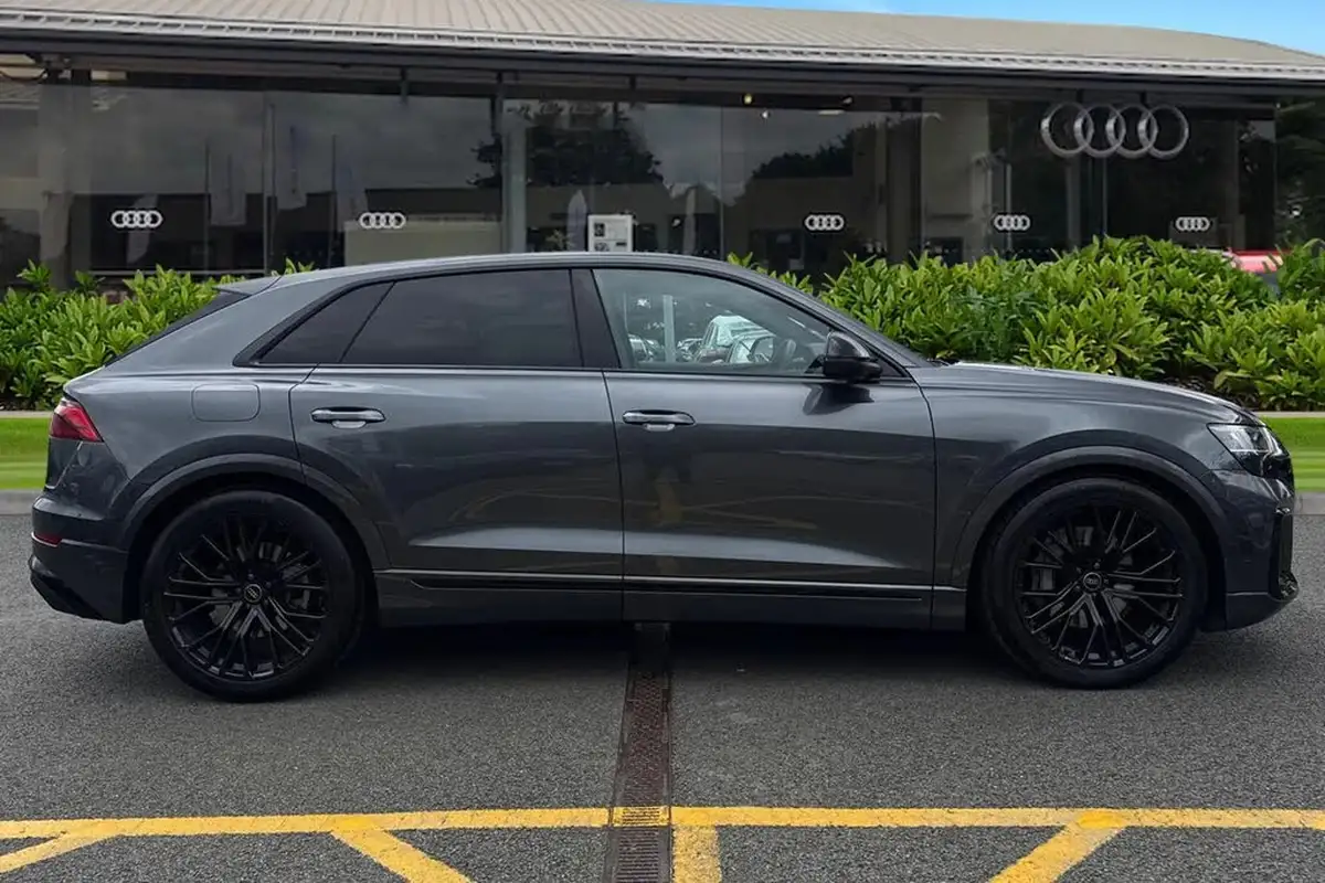 2024-audi-q8-30-55-tfsi-launch-edition-big-2