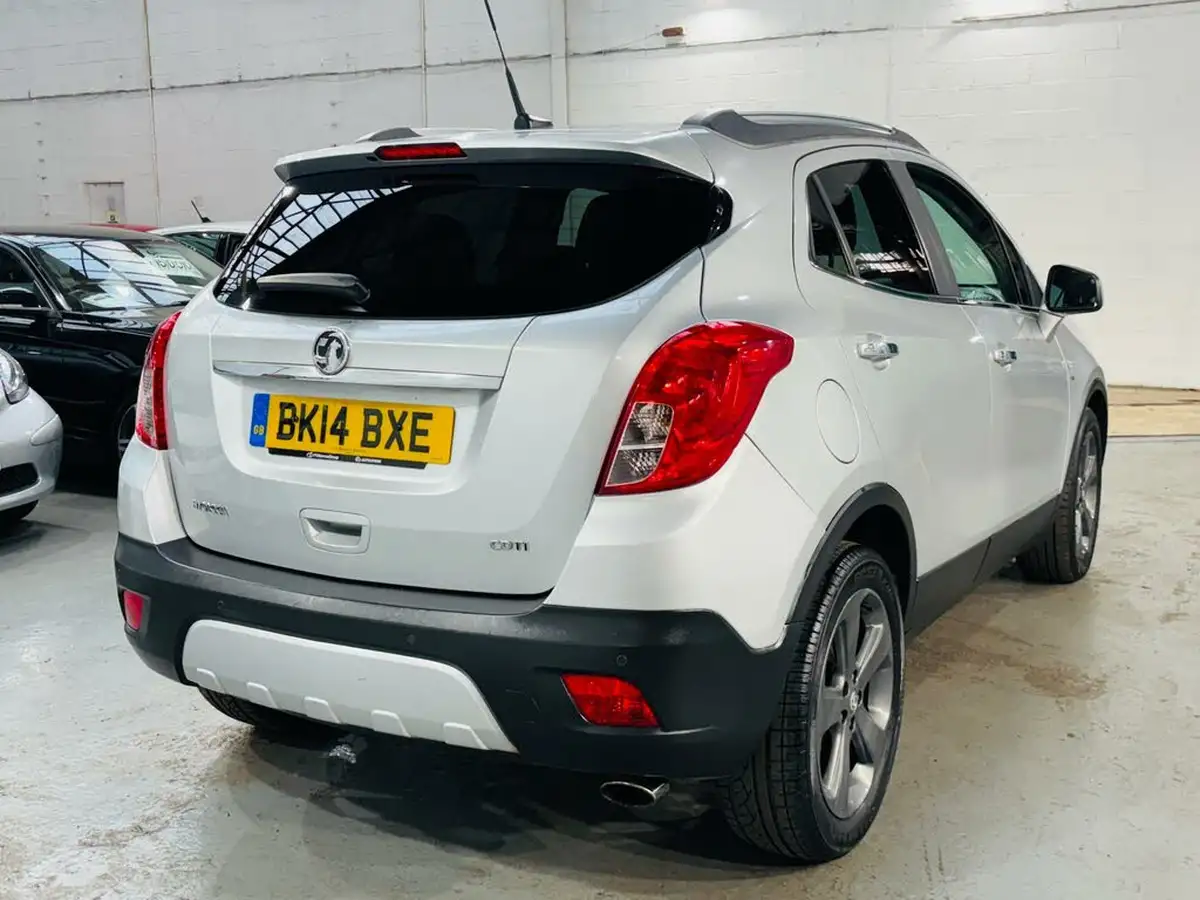 2014-vauxhall-mokka-17cdti-se-fwd-auto-big-4