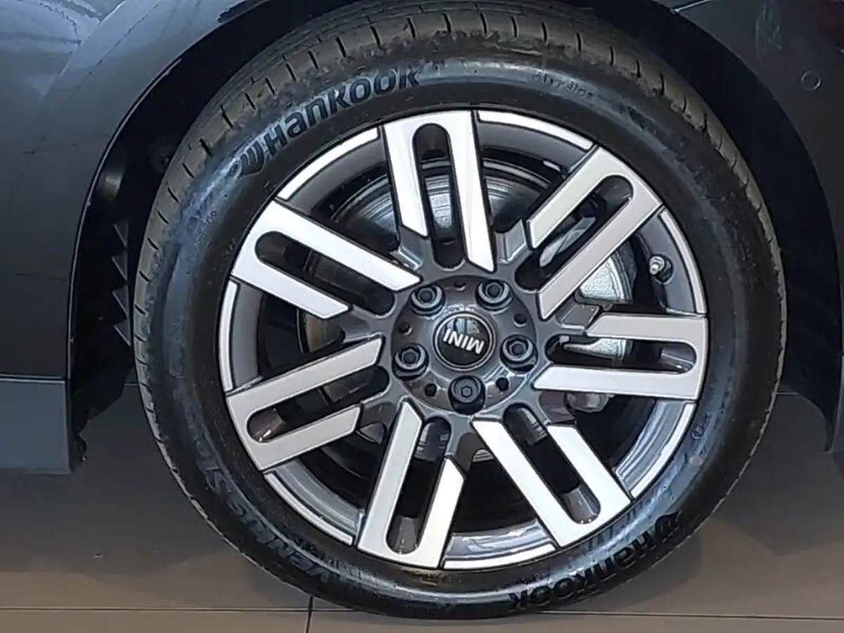 2024-mini-cooper-e-cooper-e-classic-big-13