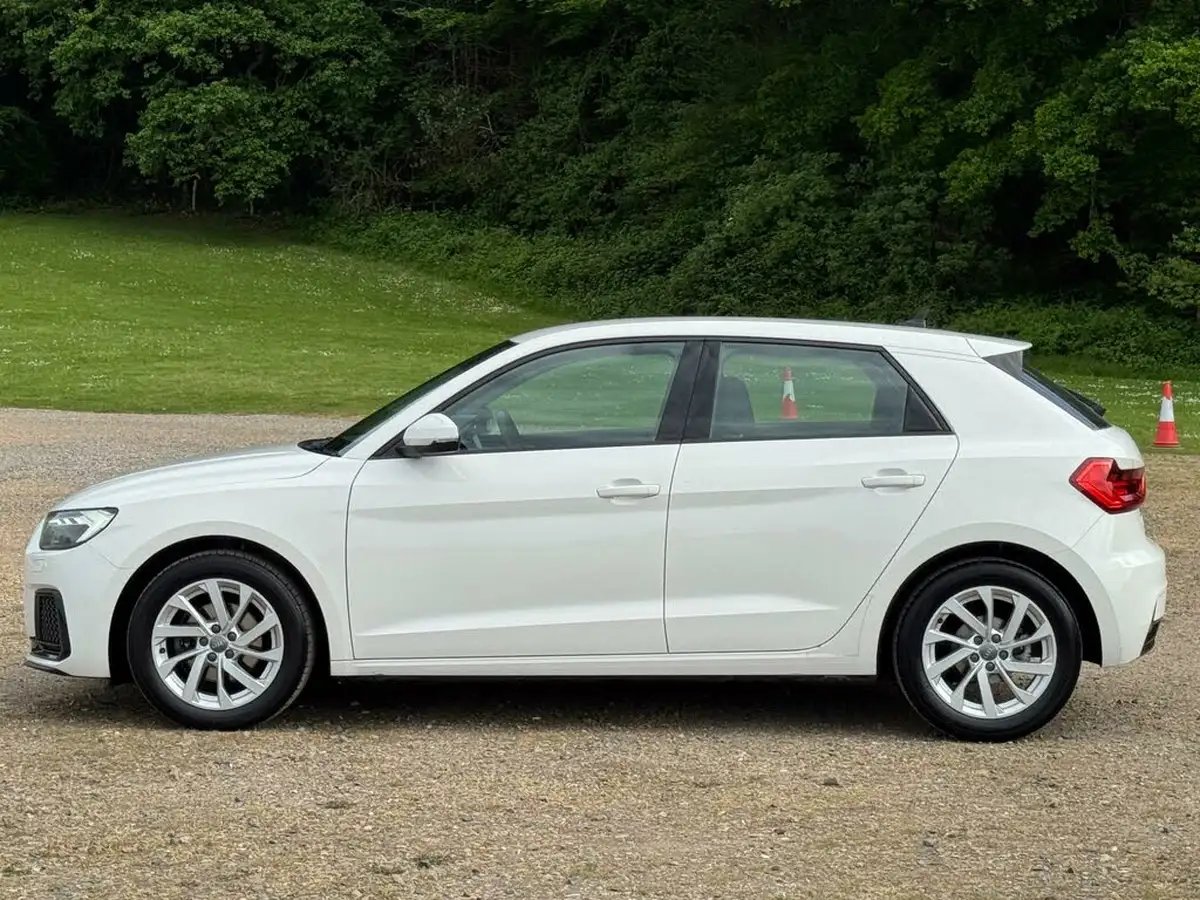 2019-audi-a1-15-35-tfsi-sport-ss-big-7
