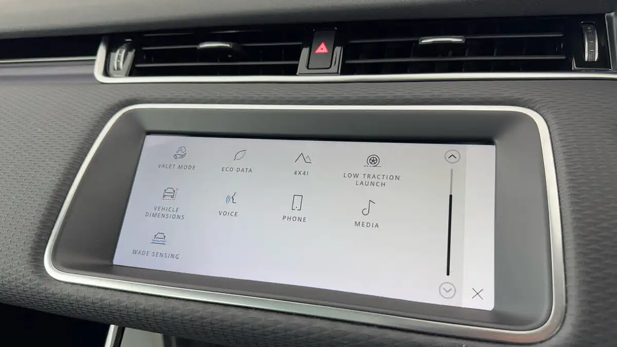 2021-land-rover-range-rover-evoque-20-p200-big-19