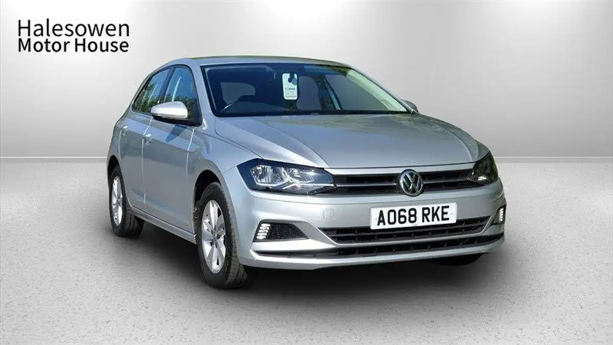 2018-volkswagen-polo-10-tsi-se-big-0