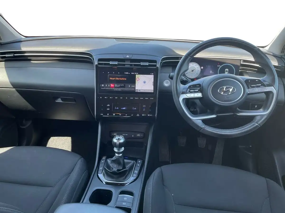 2022-hyundai-tucson-16-t-gdi-premium-150ps-big-12