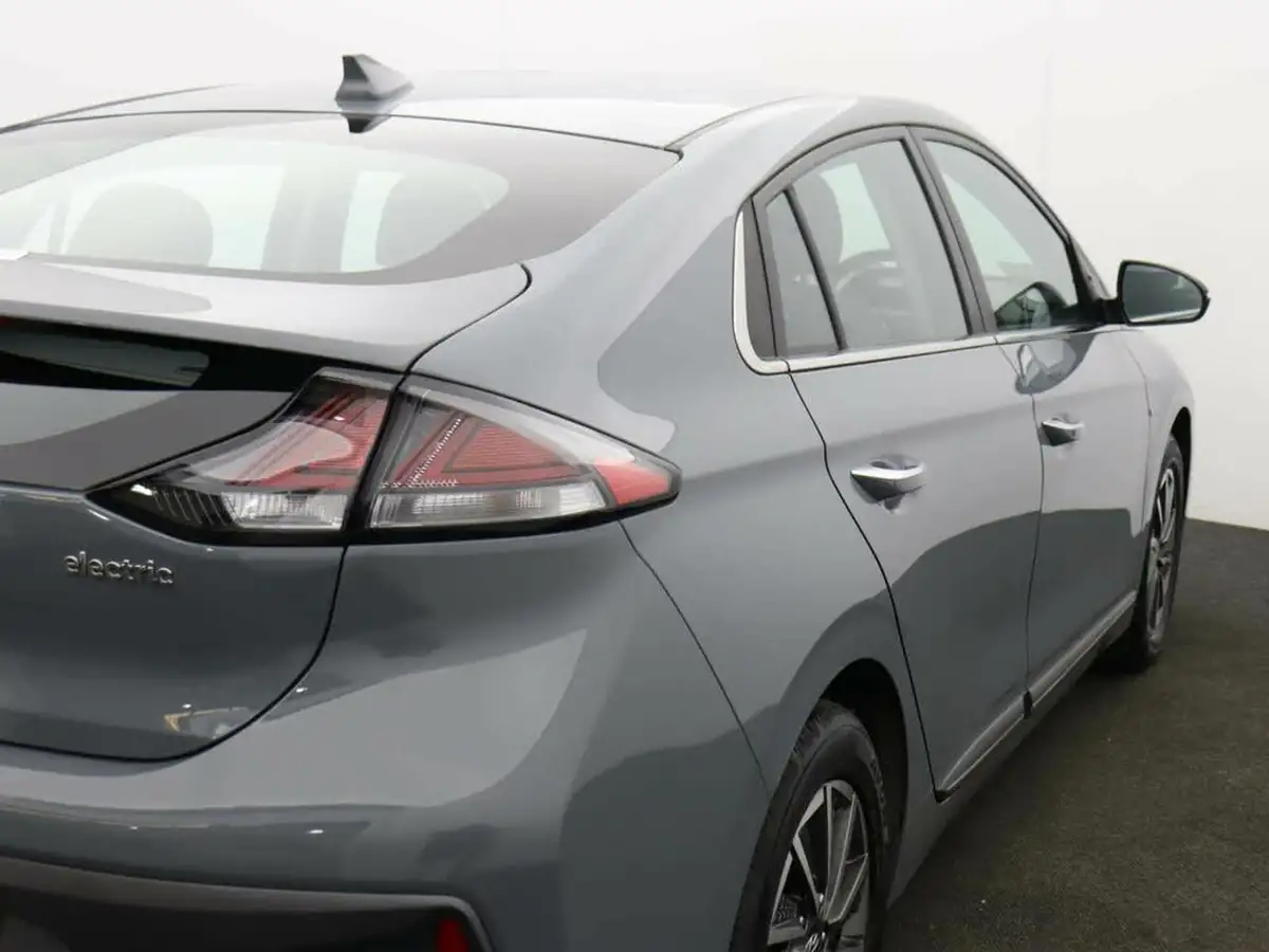 2020-hyundai-kona-e-premium-136ps-39kwh-big-52