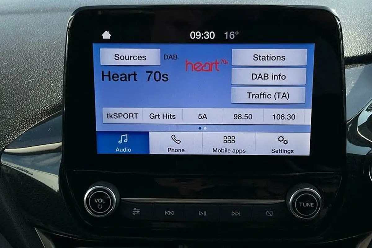 2023-ford-fiesta-10t-active-125ps-hybrid-mhev-powershift-big-26