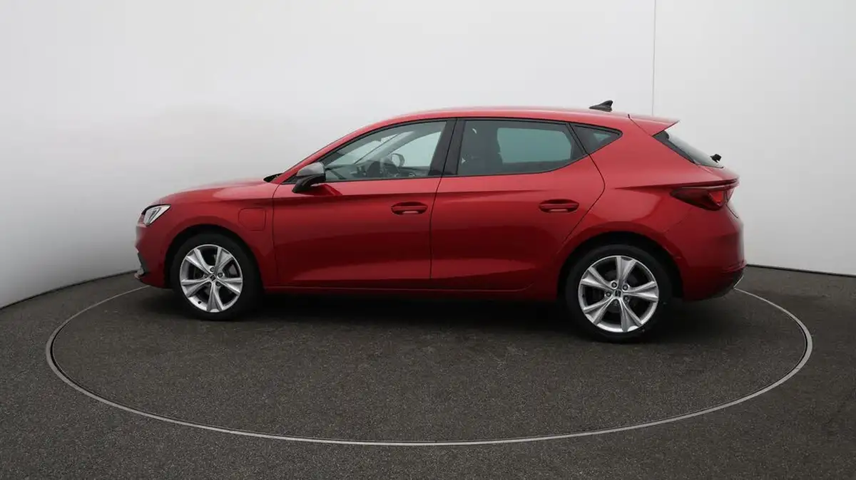 2021-seat-leon-14-e-hybrid-fr-hatchback-big-58