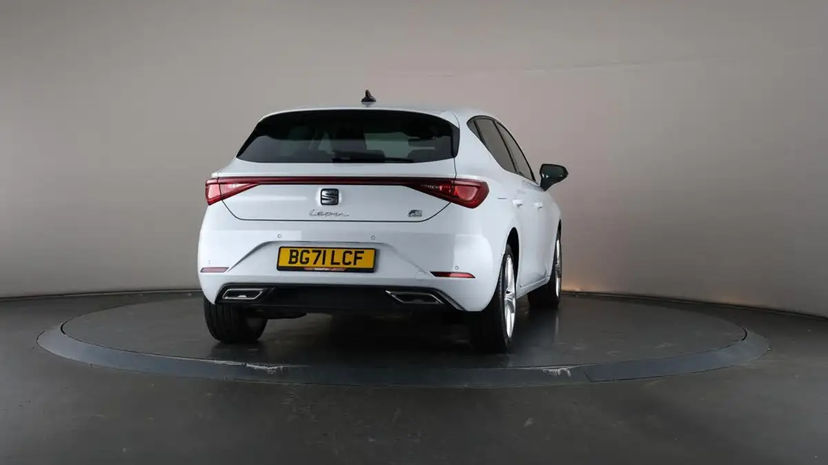 2021-seat-leon-14-e-hybrid-fr-hatchback-big-71