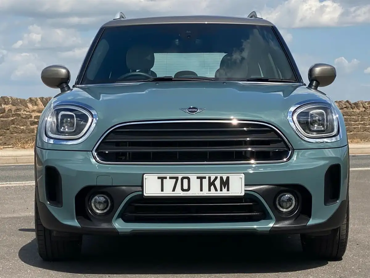 2023-mini-countryman-15-cooper-exclusive-premium-big-28