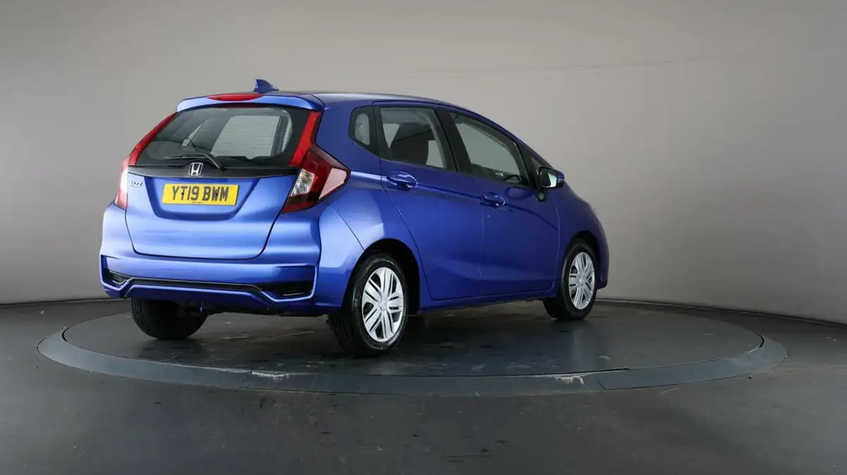 2019-honda-jazz-13-i-vtec-s-big-65