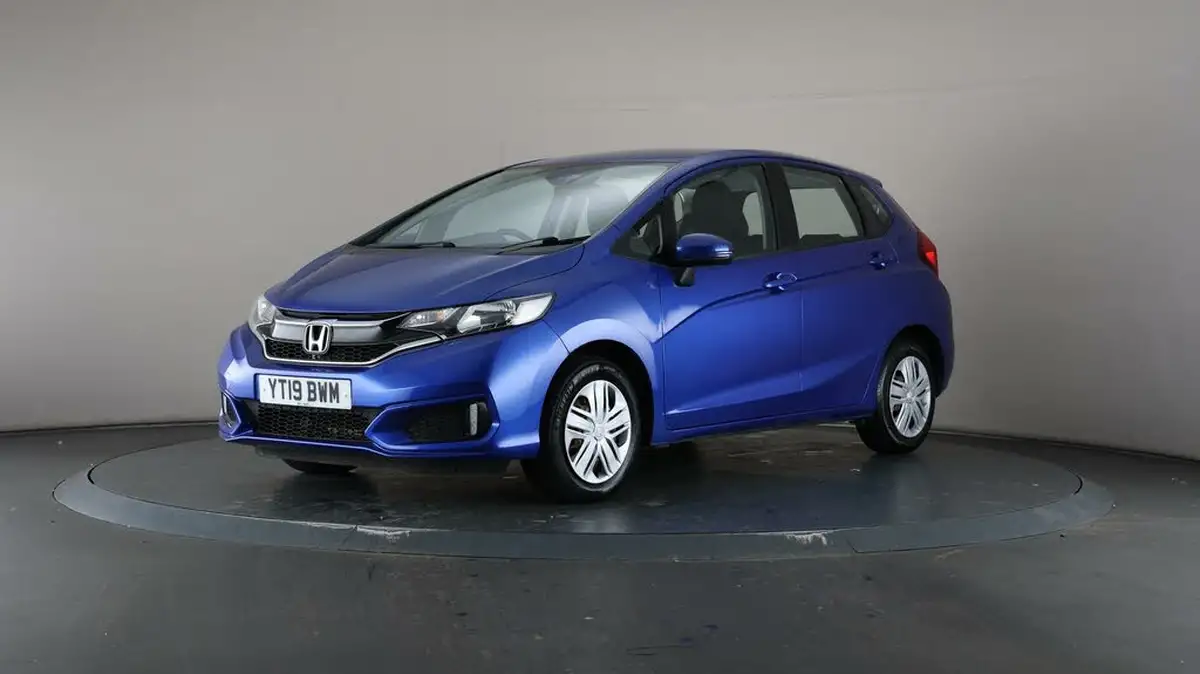2019-honda-jazz-13-i-vtec-s-big-41