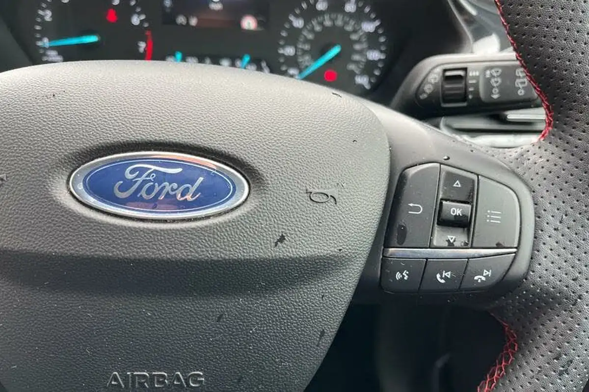 2022-ford-fiesta-10t-st-line-100ps-5d-big-36
