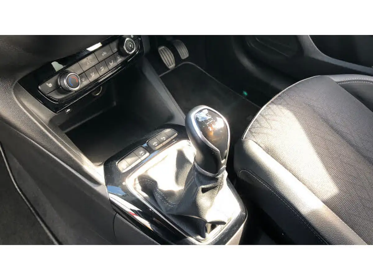 2021-vauxhall-corsa-12i-griffin-edition-big-12