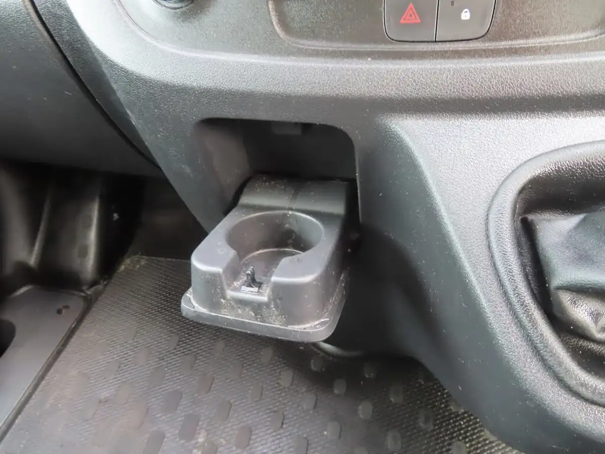 2021-renault-trafic-20dci-ll30-energy-120-business-panel-big-30