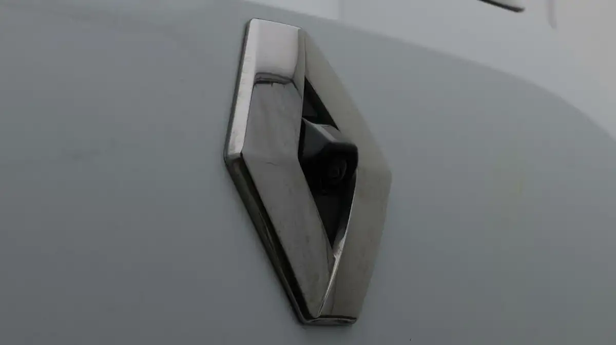 2023-renault-clio-16-techno-big-21