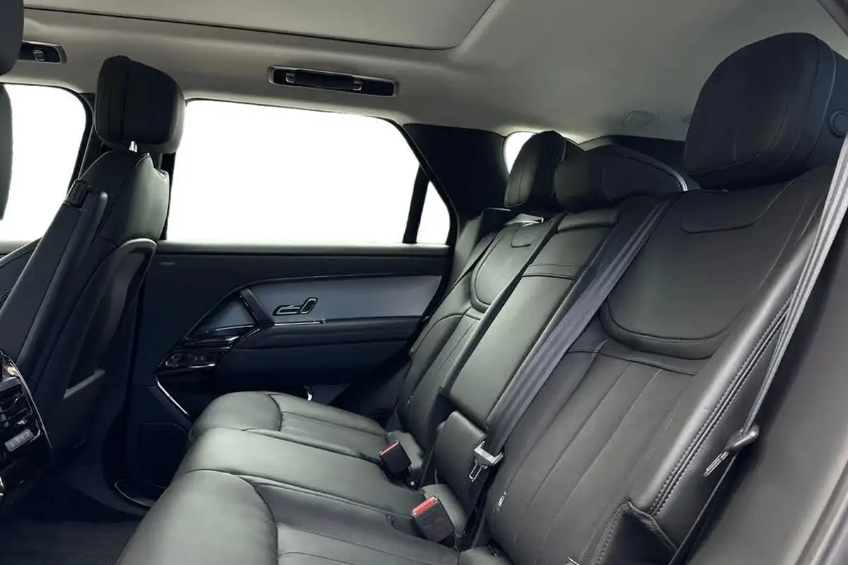2023-land-rover-range-rover-sport-30-p460e-se-big-3